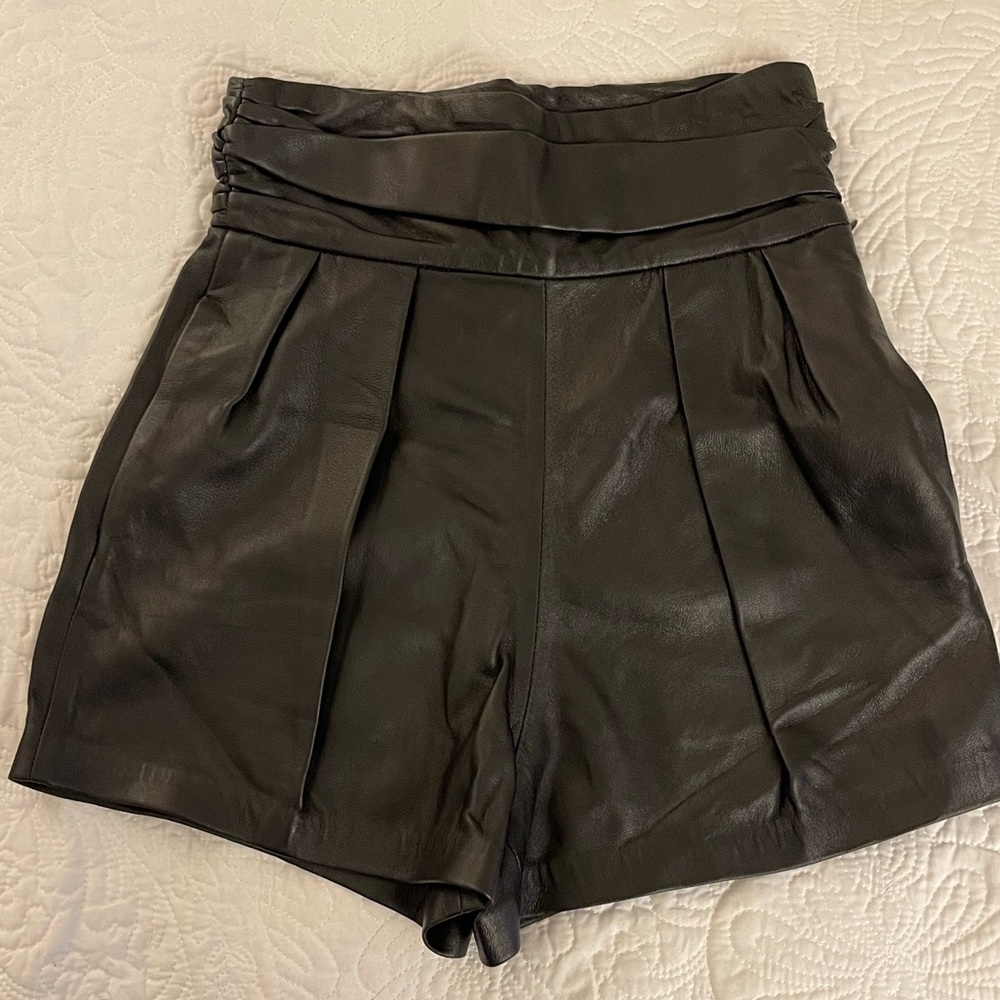 DUNDAS leather higher shorts size 38/2